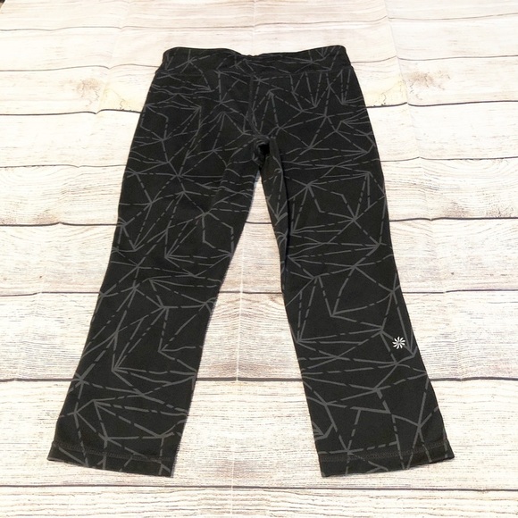 ATHLETA Girl Chaturanga Capri Leggings Black w/ Gray Geo Print Size L (12) - Picture 3 of 9